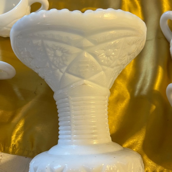 1950s mckee milk glass punch bowl with 10 cups - Picture 9 of 13